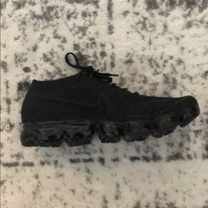 Nike vapor max black on black. 10.5 brand new